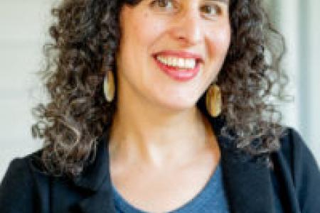 Image of Emily Sahakian 