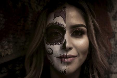 Woman with skull makeup